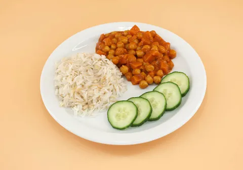 Butter Chickpeas with Rice & Veggies