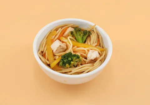 Chicken noodle stir fry